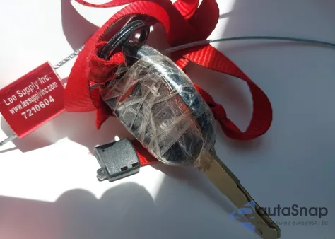 2011 Honda Civic Lx z USA, uszkodzony, nr VIN 2HGFA1F59BH538504